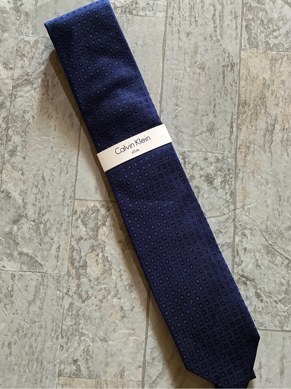 Calvin Klein Navy Slim Textured Silk Tie, NEW, Retails for $60